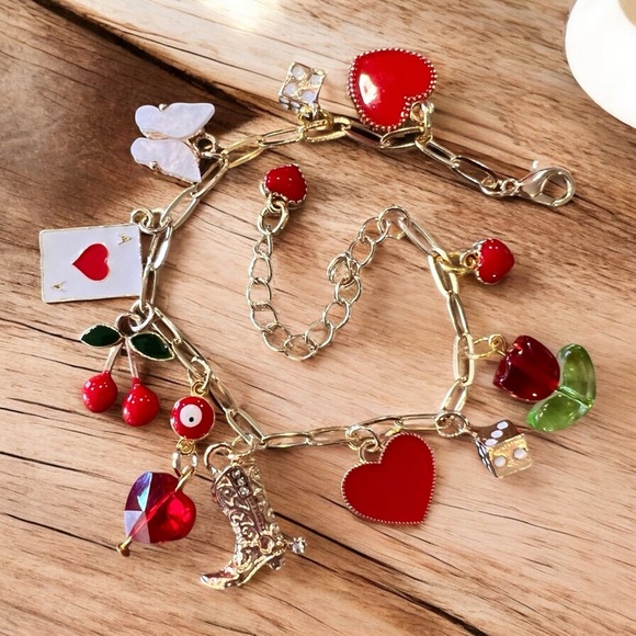 Whimsical Adorable Gold and Red Toned Charm Bracelet Adjustable Chain 7”-9” - Picture 11 of 17